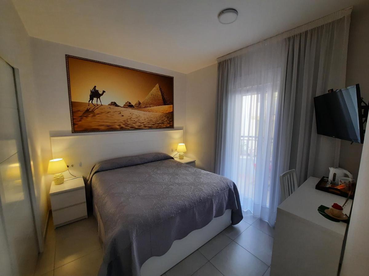 Hotel Maravillas Del Mundo Calp Extérieur photo